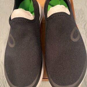 WOMEN'S OOMG SPORT LOW SHOE black Slip-On Sneakers brand new in box